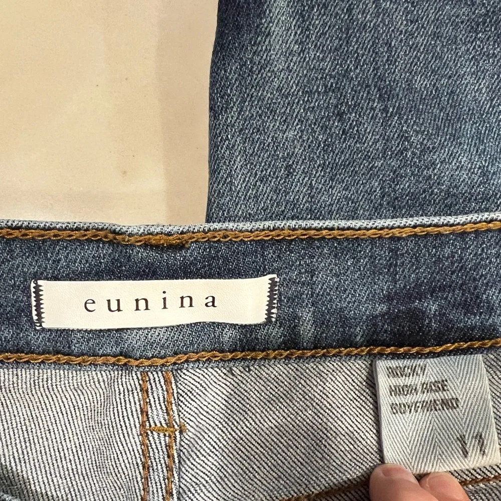 Eunina Distressed Rocky High Rise Boyfriend Jeans Sz 11 - Picture 2 of 7